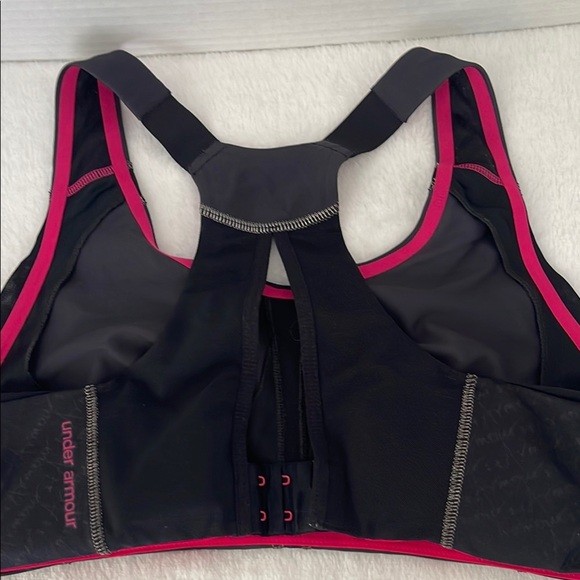 Under Armour Women's Black and Pink Sports Bra - Picture 4 of 5